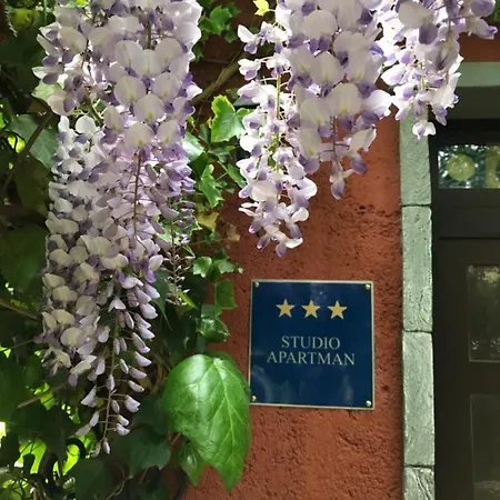 アパート Lavanda